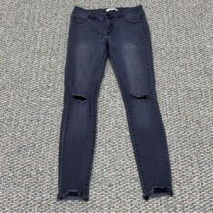 Refuge Black Skinny Raw Hem Ripped Jeans Size 4 Women’s